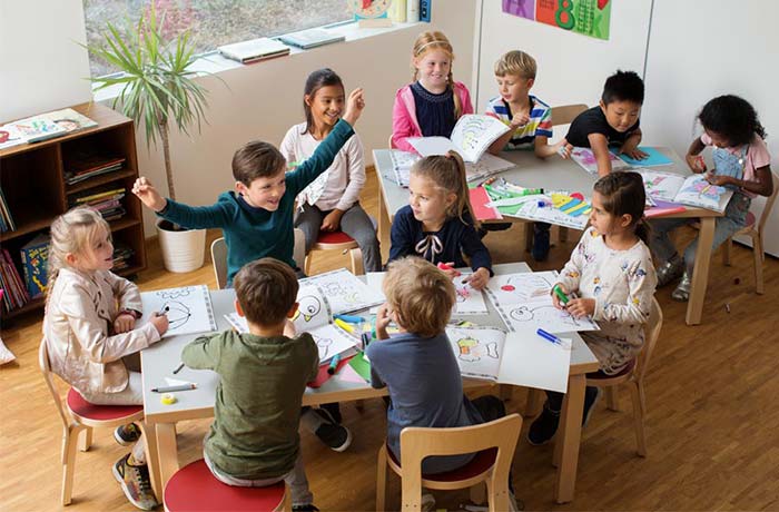 text-image-spot-classroom-700x460